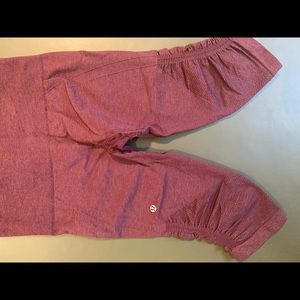 Lululemon cropped leggings